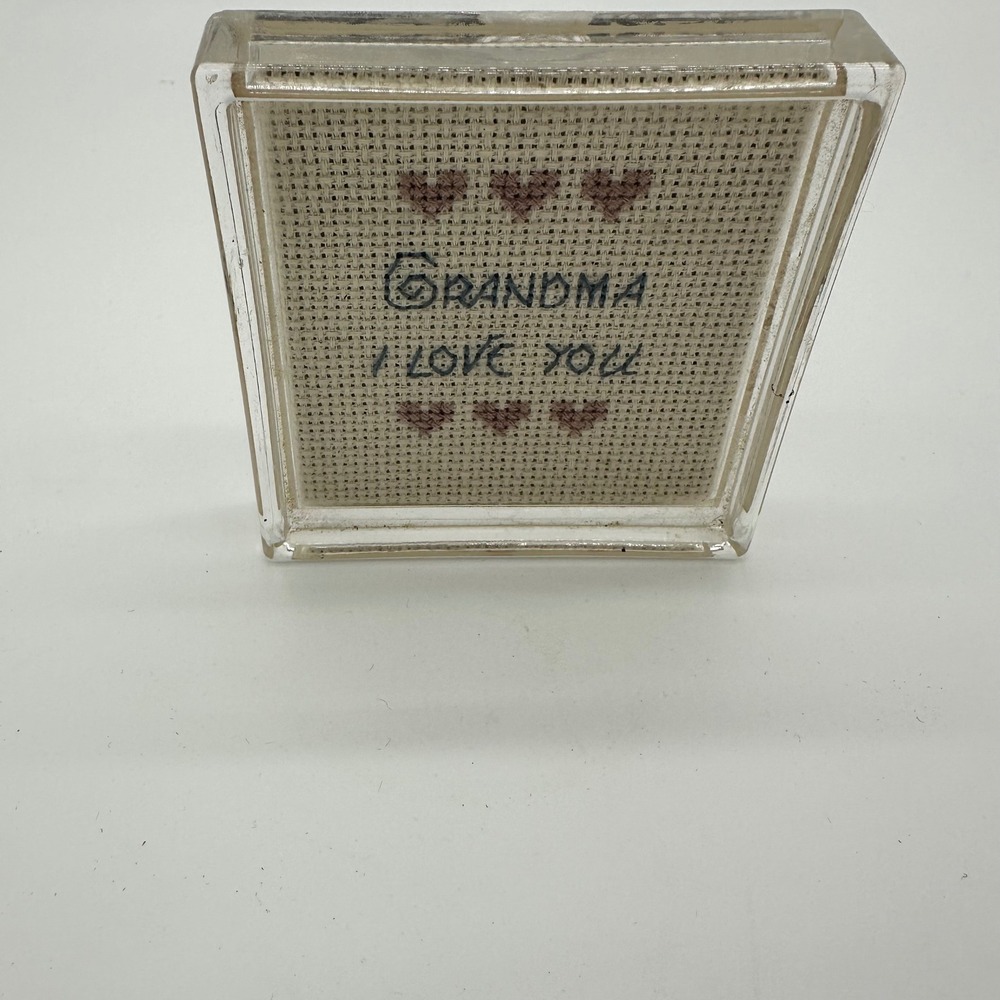 VTG‎ Needlepoint Grandma I Love You Cross Stitch Hearts Clear Acrylic